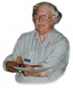 Mr John Roslyn, Schatzmeister